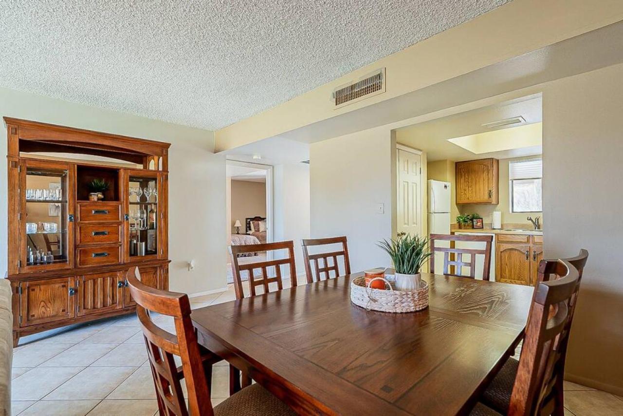 Cozy 2 Bedroom Condo With Golf Course Views 메사 외부 사진