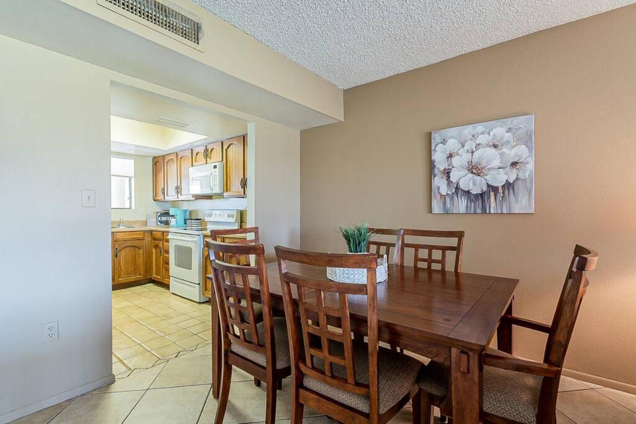 Cozy 2 Bedroom Condo With Golf Course Views 메사 외부 사진